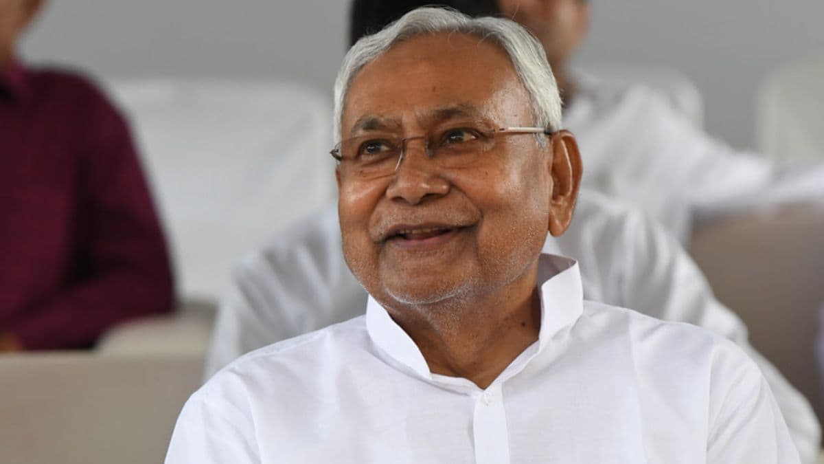 Bihar: CM नीतीश कुमार दरभंगा को देंगे 181 Projects की सौगात, अधिकारियों ने लिया जायजा