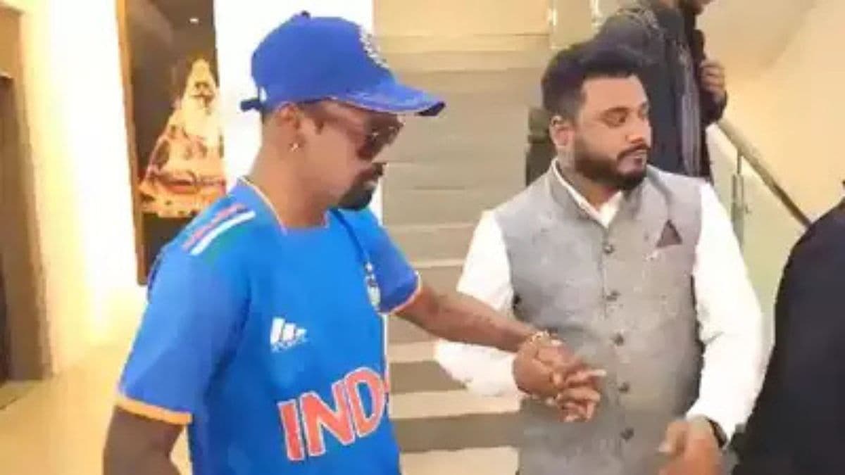 जिंदगी की पिच पर विनोद कांबली को मिली जीत, अस्पताल से हुई छुट्टी, नए साल का खास अंदाज में किया स्वागत