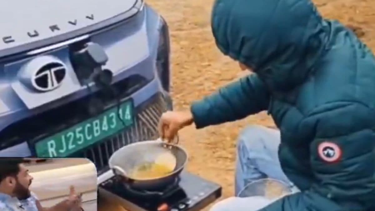 कमाल का जुगाड़! EV की बैटरी की मदद से तली कचौड़ियां, सामने आया वीडियो