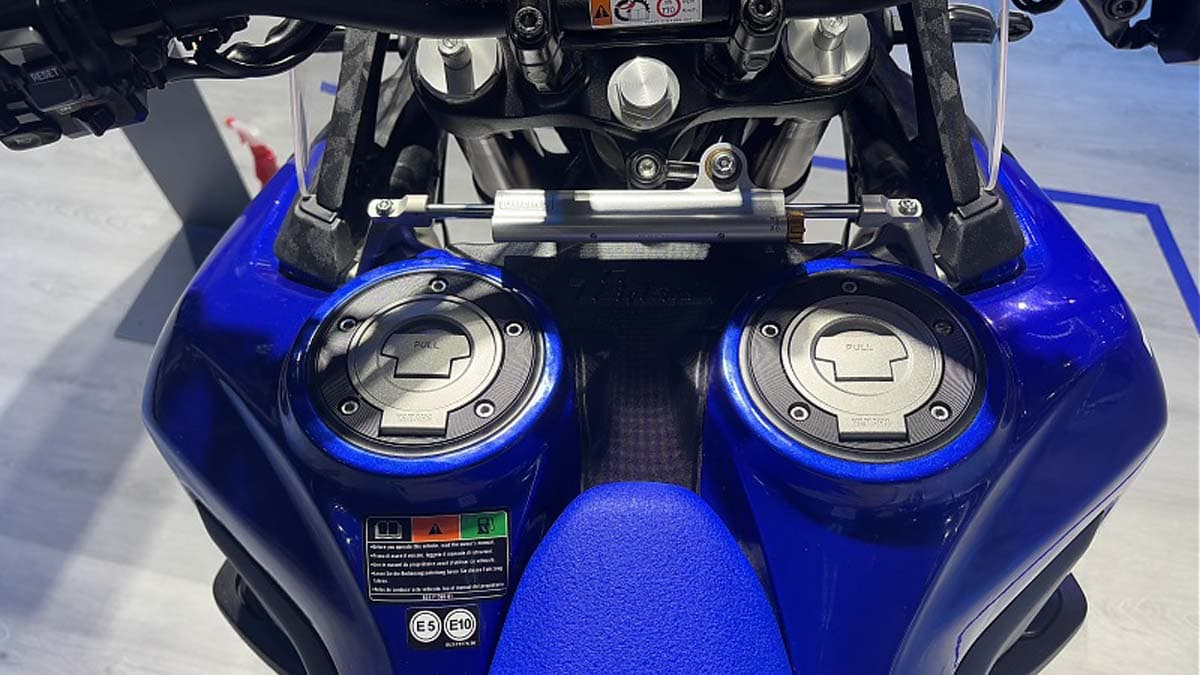 Yamaha ने पेश की 2 फ्यूल टैंक वाली बाइक, कार जितनी मिलेगी पावर