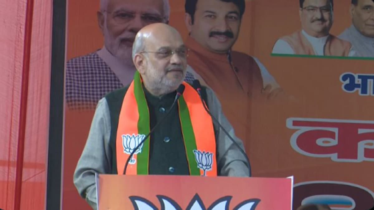 चुनावी सभा में केजरीवाल पर अमित शाह ने किया तंज, कहा- दिल्ली में चल रही 3G की सरकार