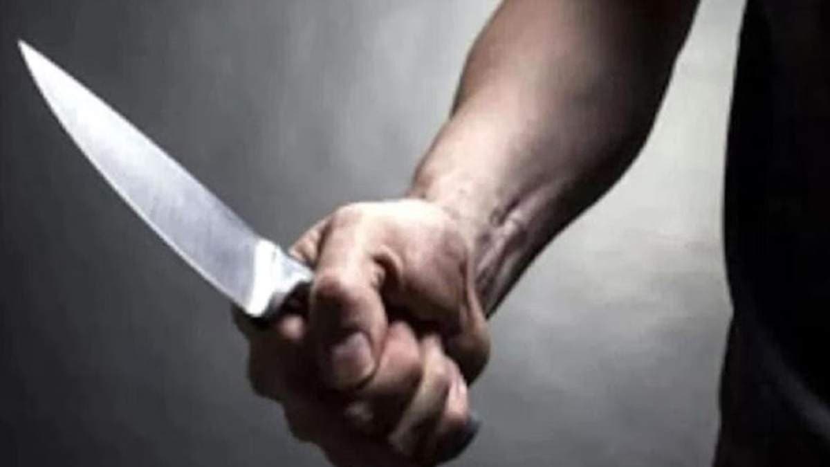 पत्नी को छेड़छाड़ से बचाया पर प्राइवेट पार्ट गंवाया, बुलंदशहर के दबंगों ने काटा