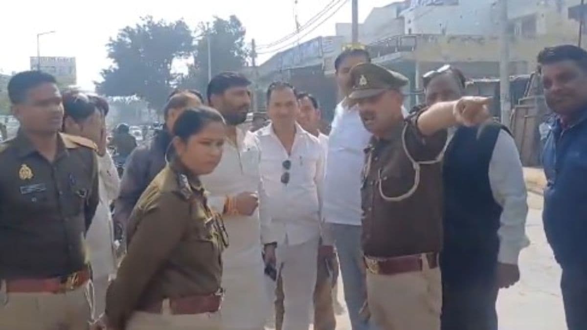एक शव को लेकर दो जिलों की पुलिस भिड़ी, बुलंदशहर और हापुड़ के बॉर्डर पर शर्मनाक घटना