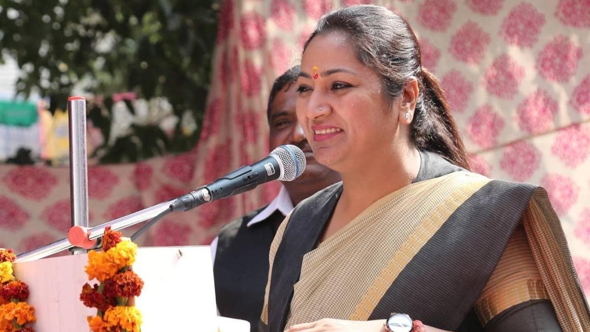 Rekha Gupta को CM बनाना मजबूरी या जरूरी, BJP ने कैसे एक तीर से साधे कई निशाने?