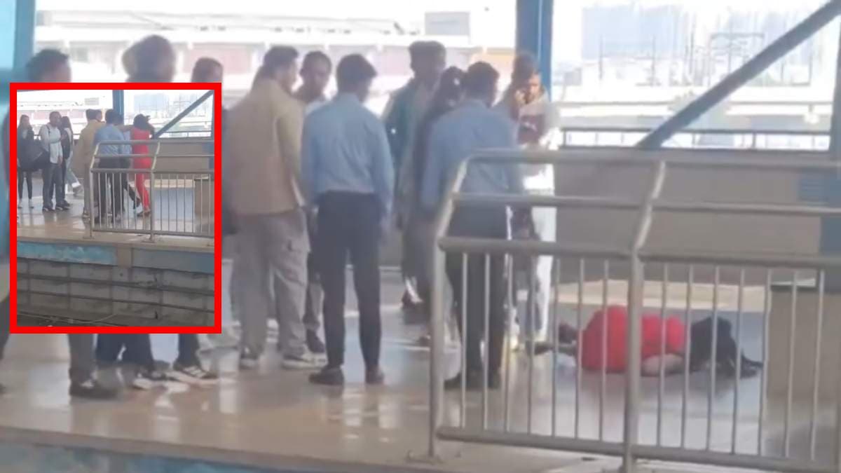Delhi Metro Fight Video