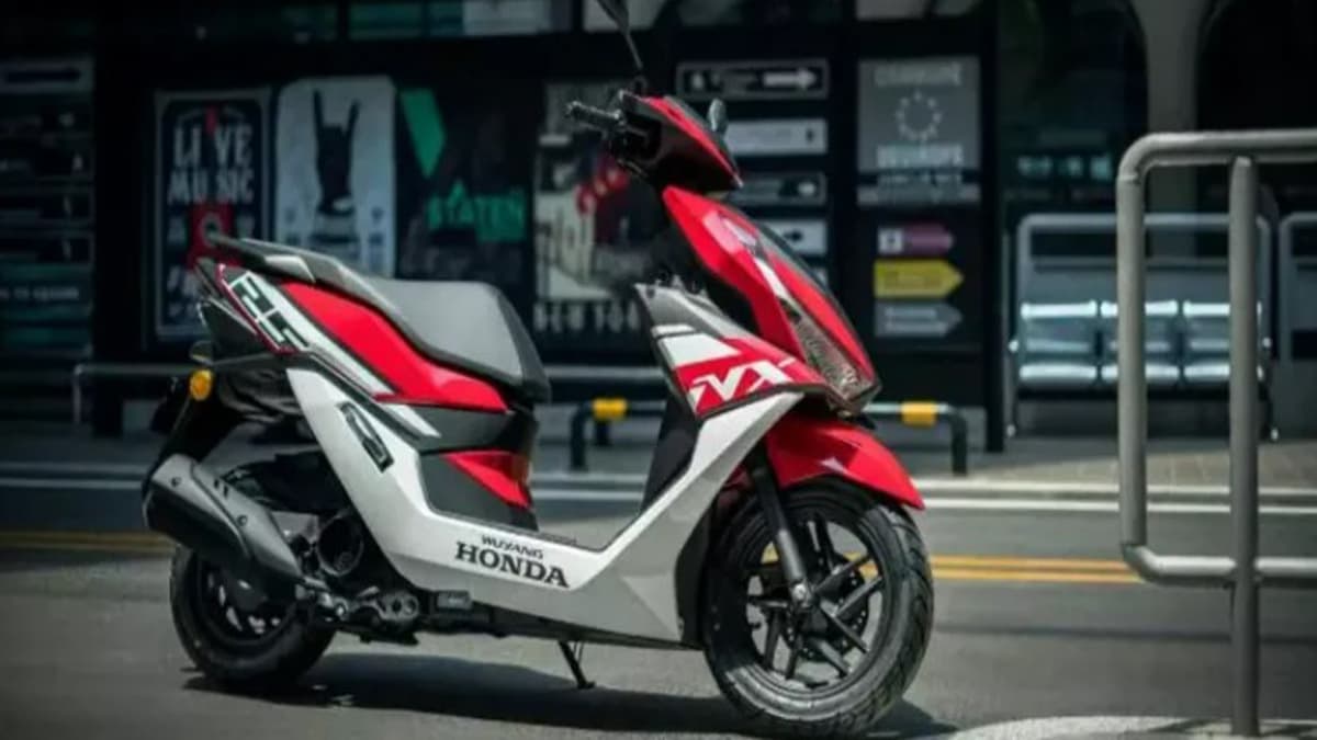 Honda 125 scooter