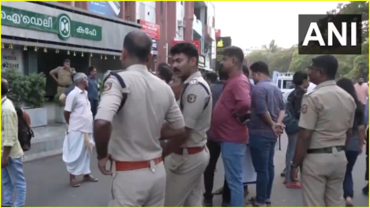 केरल के कैफे में कुकिंग स्टीमर में विस्फोट, एक शख्स की मौत; 3 की हालत नाजुक