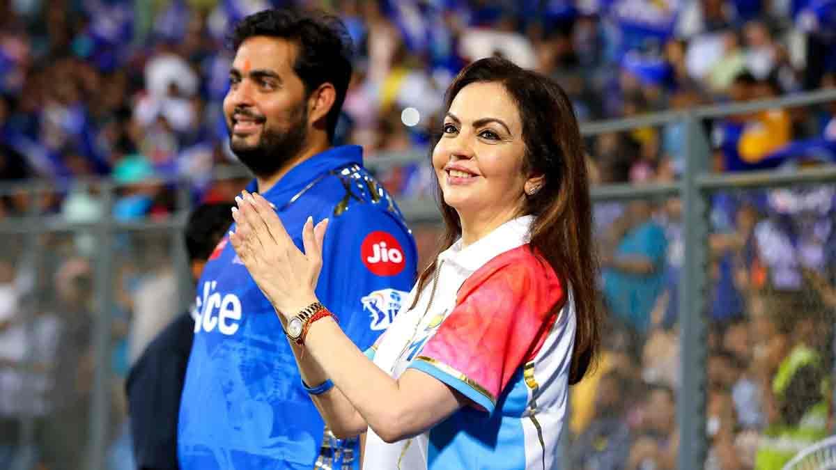 Nita Ambani के दिल के ज्यादा करीब क्यों है Mumbai Indians की वुमन टीम? खुद समझाया