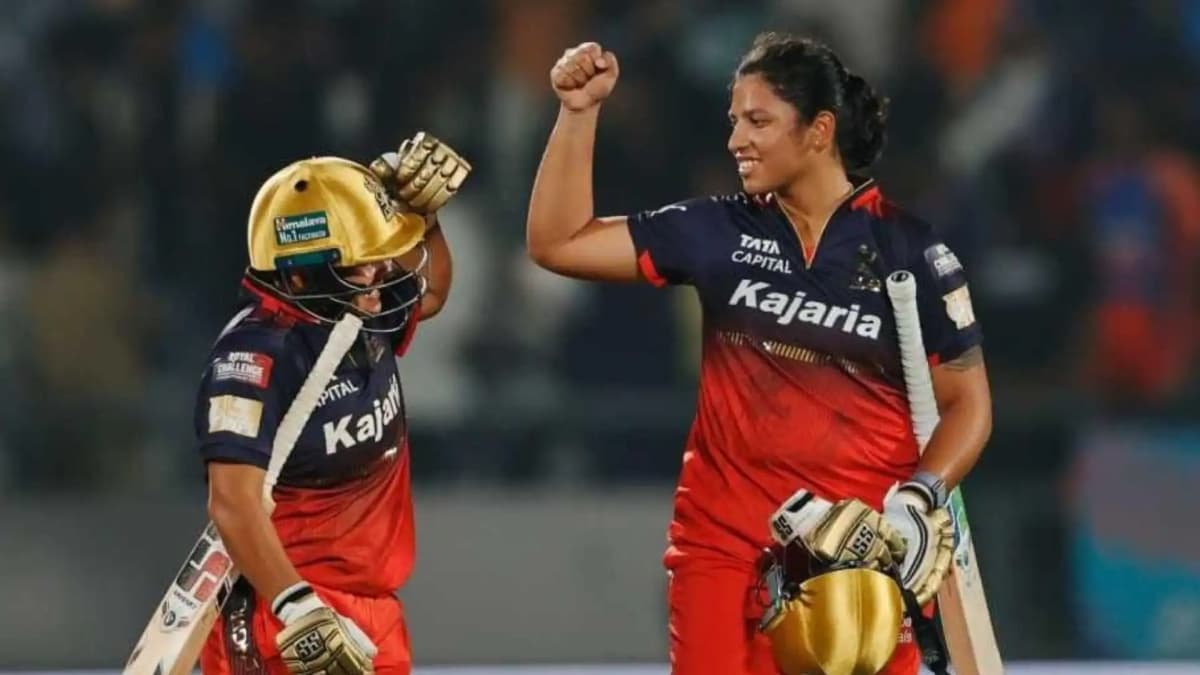 ऐतिहासिक बना WPL 2025 का पहला ही मैच, रनों की बारिश के बीच बना नायाब रिकॉर्ड