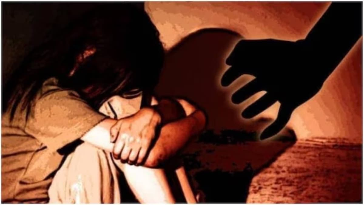 सीकर में नाबालिग से चलती कार में सामूहिक दुष्कर्म, 4 युवक गांव से उठाकर ले गए, झुंझुनूं में छोड़कर फरार
