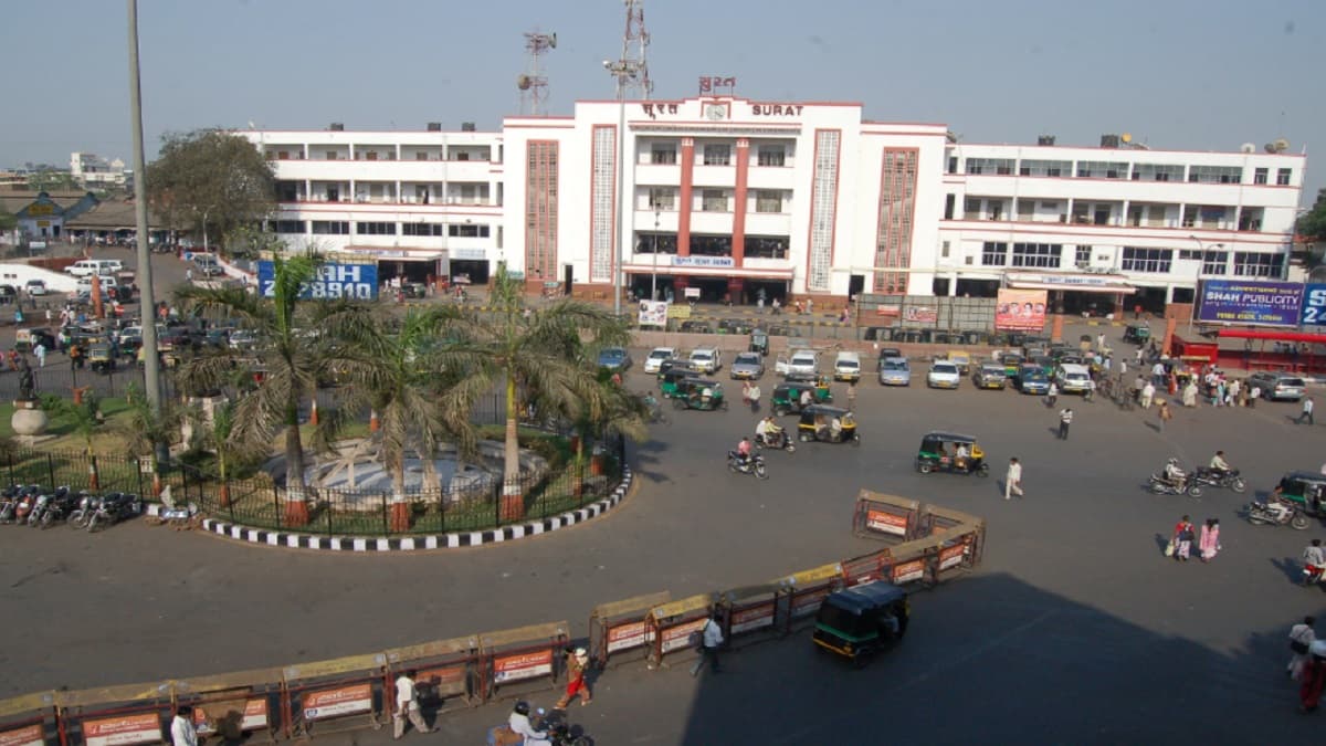 Gujarat: क्या है डिस्टर्ब्ड एरिया एक्ट? जिसके तहत सूरत में मुस्लिम महिला की संपत्ति हुई सील