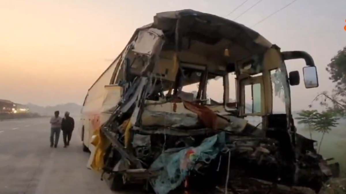 Jaunpur Accident: दो हादसों में कैसे गई 8 की जान? देखें हादसा कितना दर्दनाक?