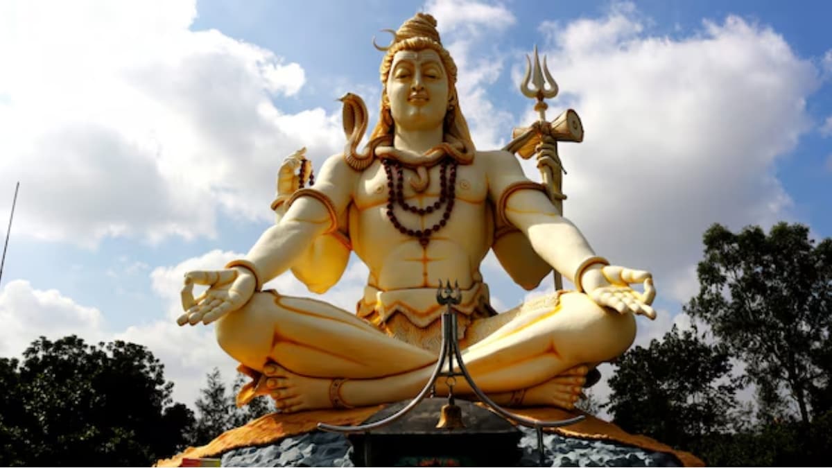 Sawan 2025: आज सावन का दूसरा सोमवार, जानें पूजा का शुभ मुहूर्त, विधि, शिव मंत्र और आरती