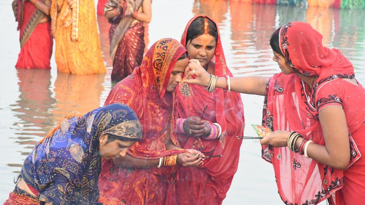 Chhath Puja 2025: कब से शुरू होगी चैती छठ पूजा? जानिए नहाय-खाय और खरना की तारीख