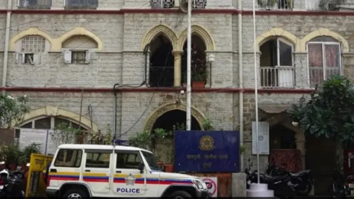 मुंबई में बजरंग दल पर FIR, धार्मिक भावनाएं भड़काने का आरोप
