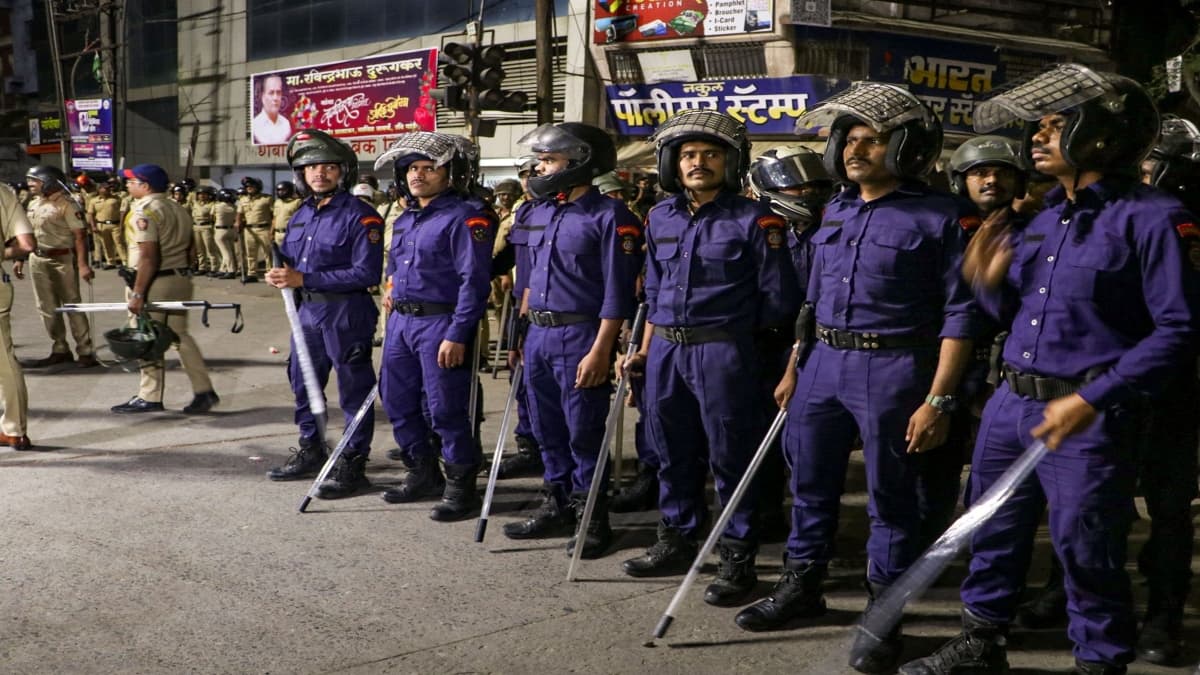 मॉक ड्रिल, रूट मार्च और कर्फ्यू... त्योहार को लेकर पुलिस अलर्ट; नागपुर में कैसे हैं हालात? 