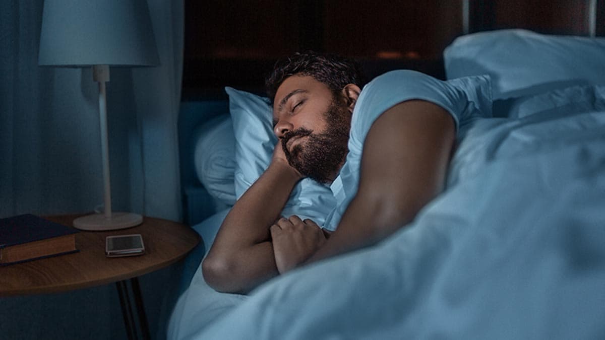 हर साल 33 घंटे तक घटेगी इंसानों की नींद, ताजा रिपोर्ट में चौंकाने वाले खुलासे; जानें वजह