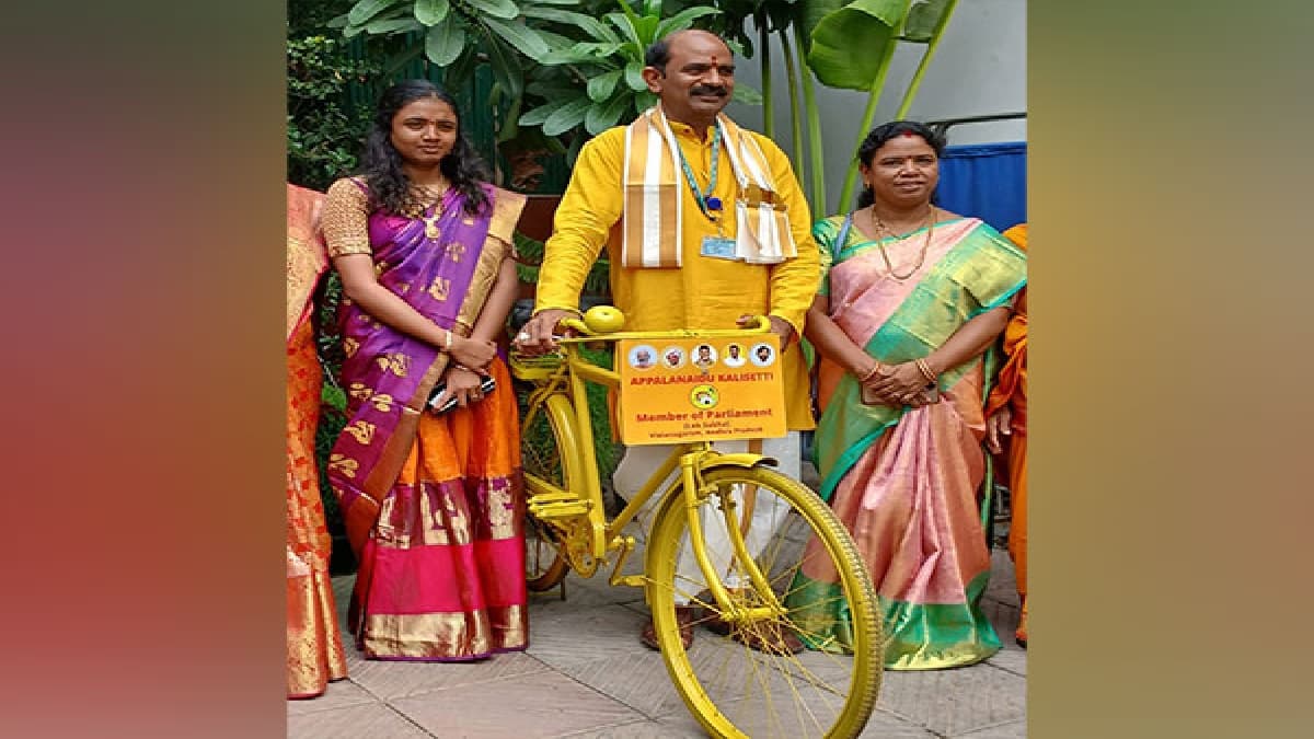 'लड़की होने पर 50 हजार रुपये, लड़के के लिए गाय', TDP MP ने महिलाओं के लिए इंसेंटिव का किया ऐलान