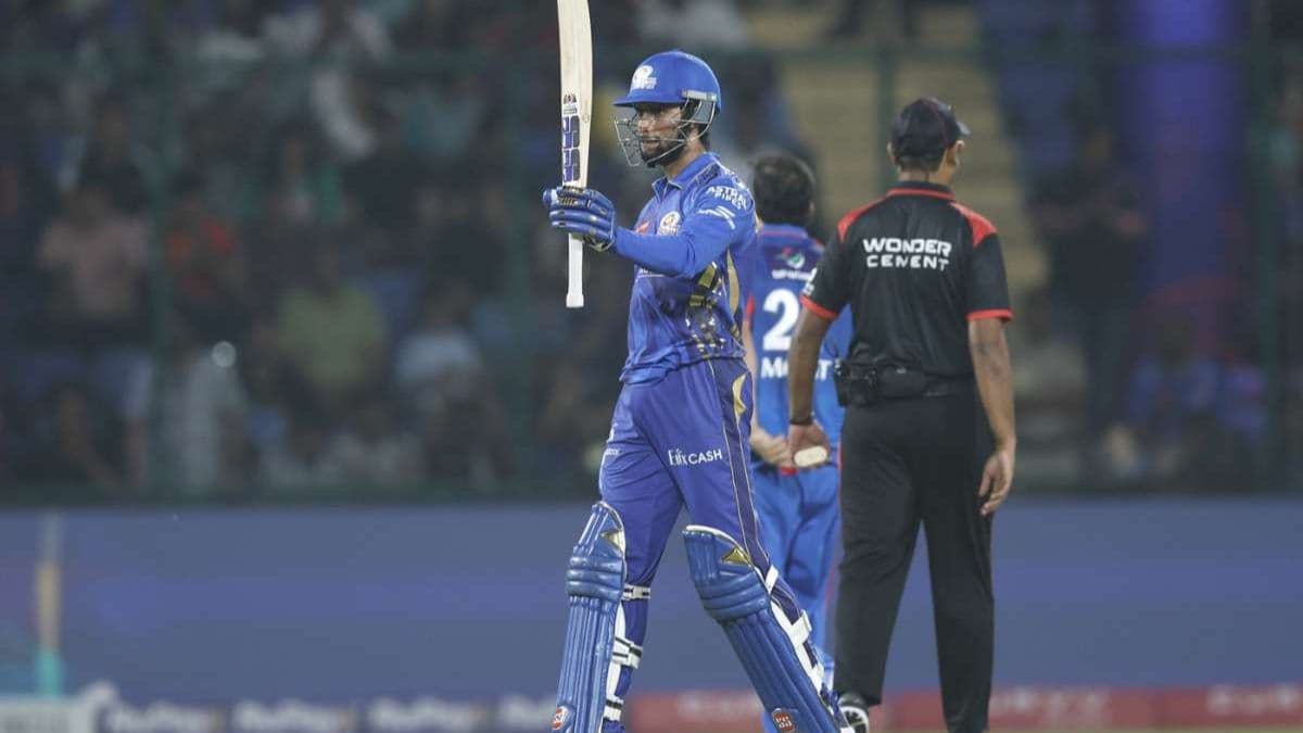 DC vs MI Tilak Varma