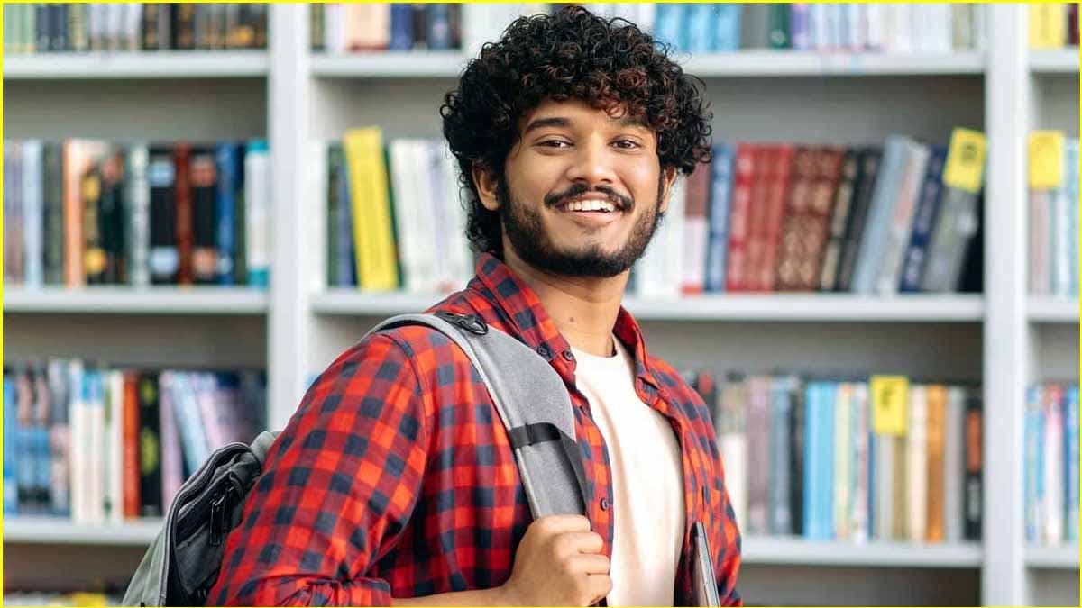 बिना NEET दिए बनाएं मेडिकल फील्ड में बेहतरीन करियर, लाखों में मिलेगी सैलरी, सेट हो जाएगी लाइफ