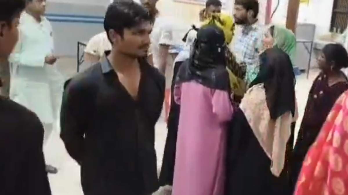 मऊ में ₹20 और मोबाइल गेम को लेकर हुआ खूनी संघर्ष, 5 घायल, 2 की हालत गंभीर