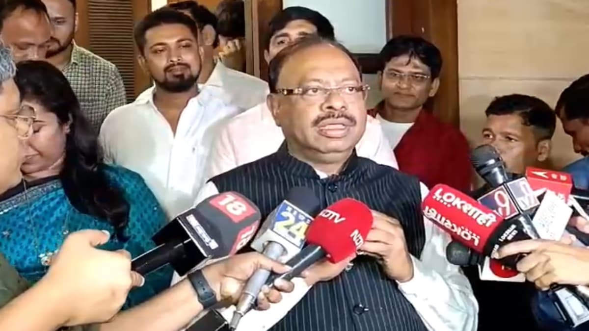 Uddhav Thackeray Waqf Bill opposition