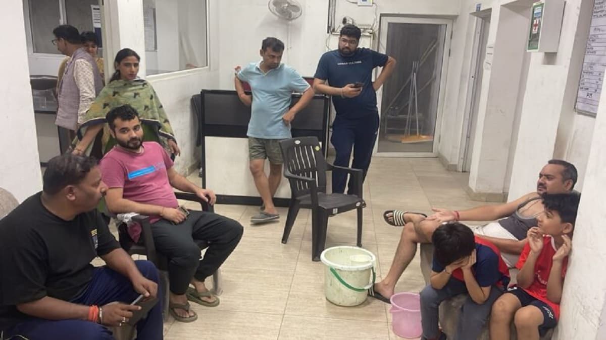 ग्रेटर नोएडा वेस्ट की सोसायटी में 6 हजार लोग पानी को तरसे, जुर्माने के बाद भी नहीं सुधरे हालात
