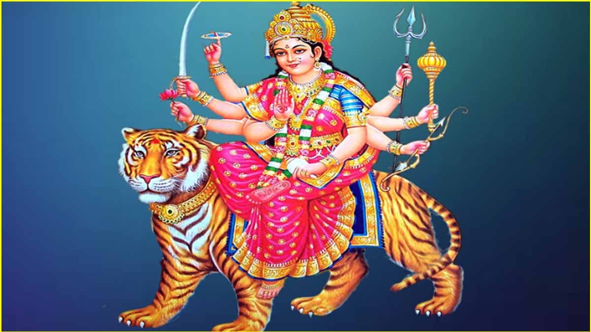 मां की मुस्कान से प्रकट हुआ था ब्रह्मांड, जानिए कौन हैं देवी कुष्मांडा?