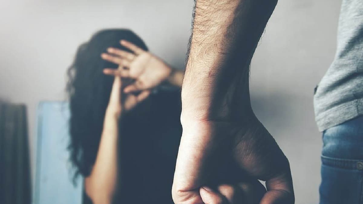ग्रेटर नोएडा में विदेशी महिला को बंधक बनाकर मांगी फिरौती, मचा हड़कंप