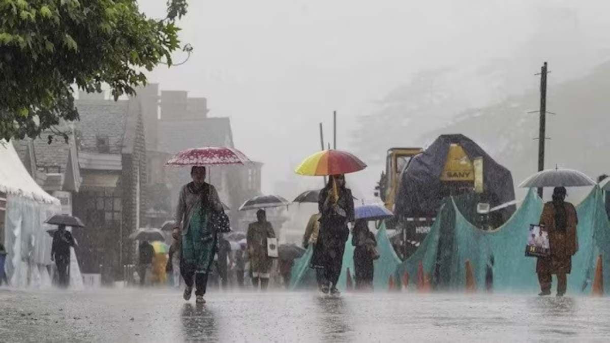बिहार के 39 जिलों में बरसेंगे बादल, इन जगहों में भारी बारिश और बिजली गिरने का अलर्ट