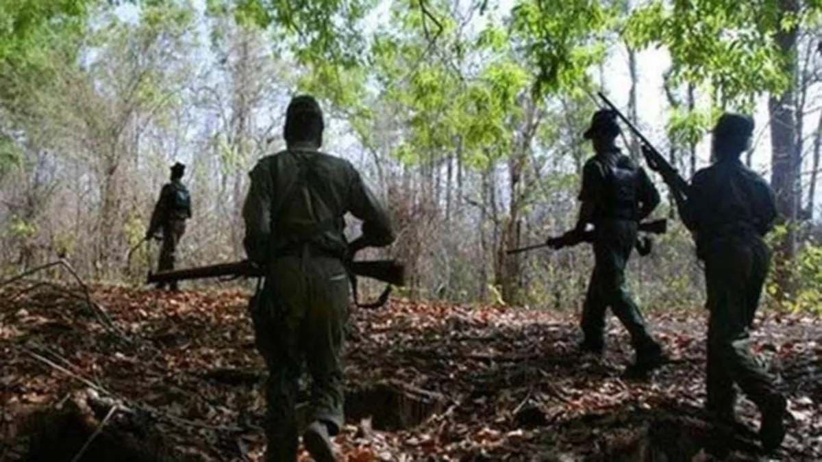 Chhattisgarh Naxalites Encounter: बीजापुर मुठभेड़ में 15 से अधिक नक्सली ढेर, सामने आया ड्रोन शॉट वीडियो