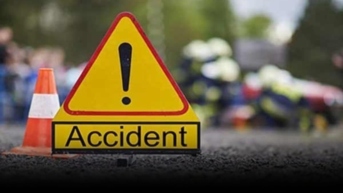 Chhattisgarh News: मालवाहक वाहन में बैठे 13 लोगों की हादसे में मौत, रायपुर में ट्रेलर से हुई भिड़ंत