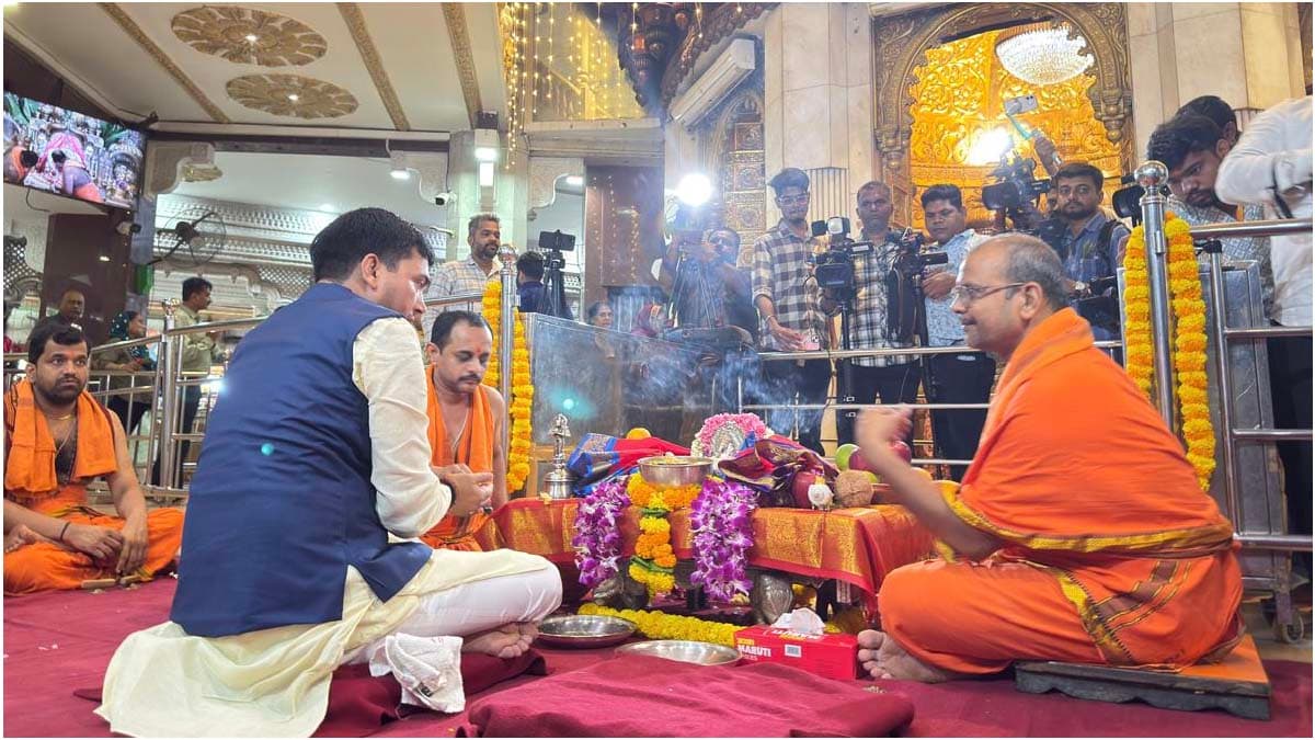 ऑपरेशन सिंदूर की सफलता पर, मुंबई के मशहूर मंदिर में की गयी विशेष पूजा और आरती