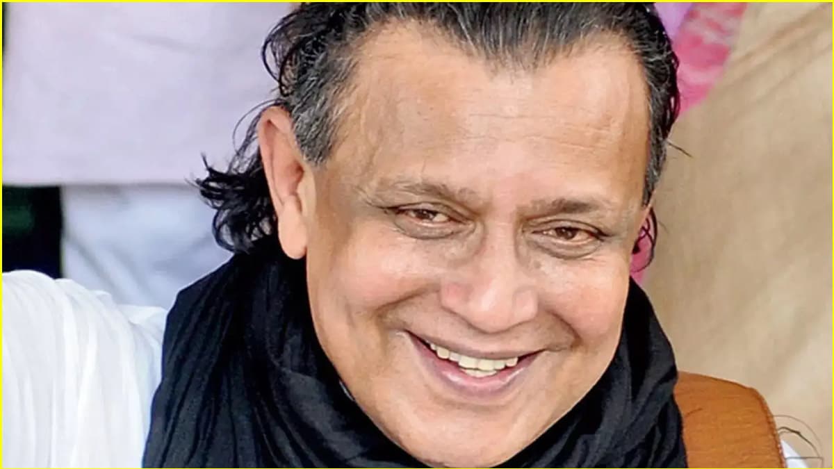 Mithun Chakraborty के खिलाफ BMC ने जारी किया नोटिस, क्या है मामला?