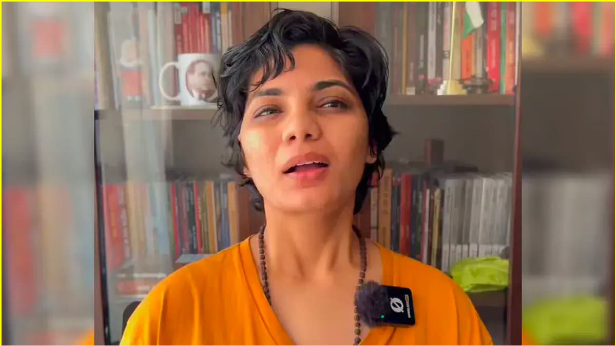 Neha Singh Rathore ने भारत-पाकिस्तान तनाव के बीच कही ये बात, पोस्ट देख भड़के लोग!