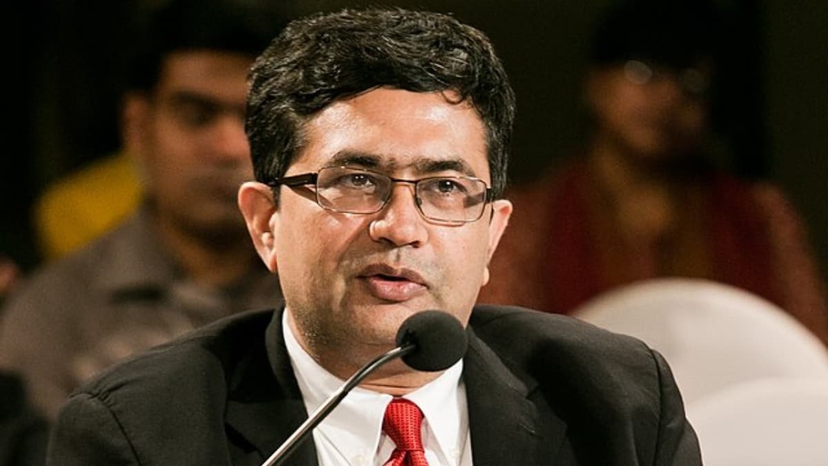 'भारत में सबसे बेहतर इंजीनियर और मैनपावर...', NSE के एमडी आशीष चौहान बोले- ट्रांसपेरेंसी से बढ़ा स्टॉक मार्केट में निवेश