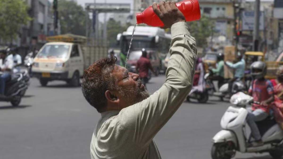बिहार के 12 जिलों में बारिश का अलर्ट, तापमान भी बढ़ा, पढ़ें IMD का पूरा अपडेट