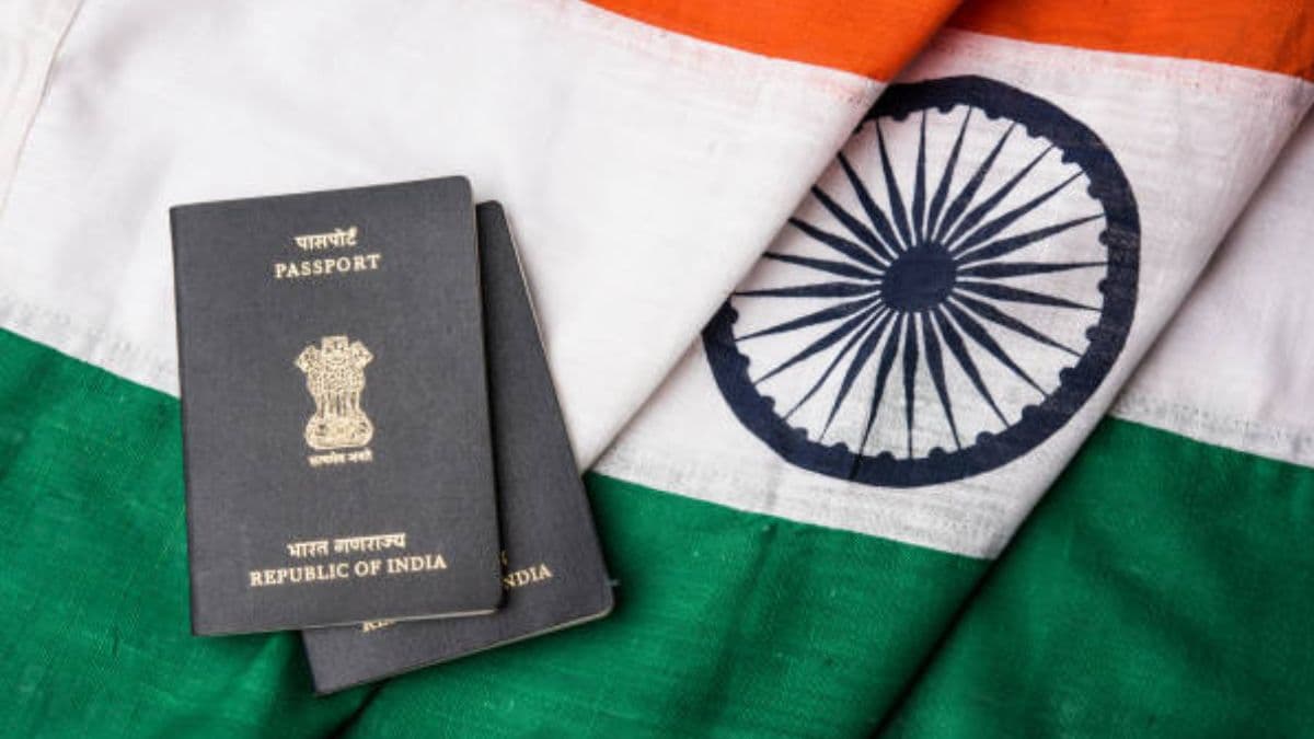 ई-पासपोर्ट क्या है? सफर को कैसे बनाएगा आसान, जानें फायदे और अप्लाई करने का तरीका