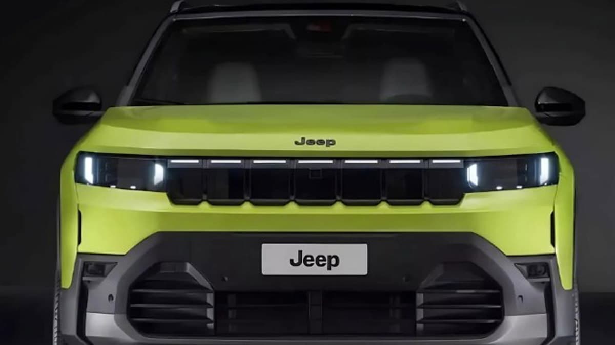 नई Jeep Compass की तस्वीरें हुईं वायरल, जल्द हो सकती है लॉन्च