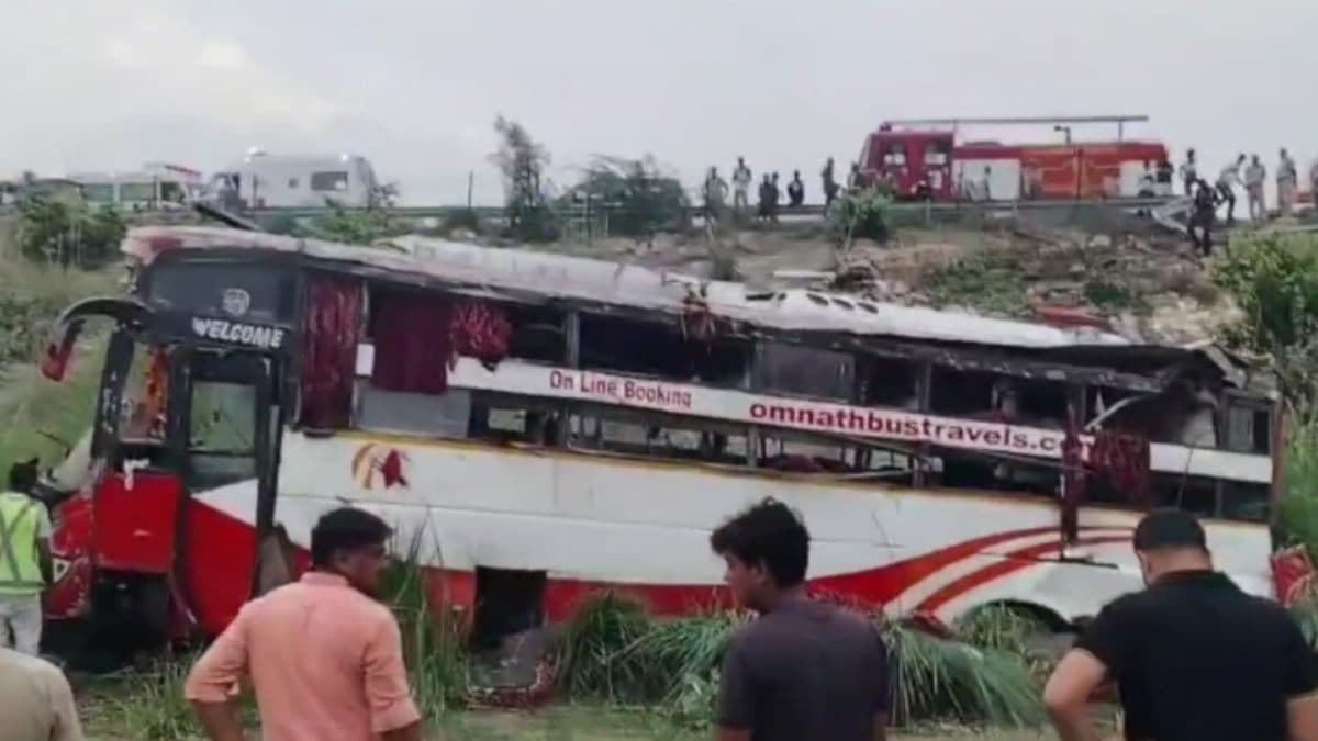 आगरा-लखनऊ एक्सप्रेसवे पर भीषण हादसा, बिहार से दिल्ली आ रही बस दुर्घटनाग्रस्त, 40 घायल