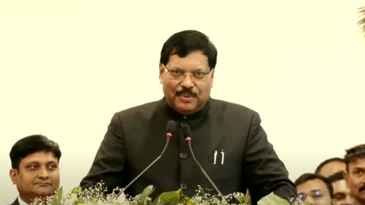 Video: संविधान बड़ा या संसद? सुप्रीम कोर्ट के चीफ जस्टिस बीआर गवई ने कही ये बात