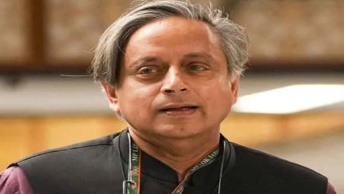 सांसद शशि थरूर ने कांग्रेस से मतभेद पर तोड़ी चुप्पी, दिया बड़ा बयान