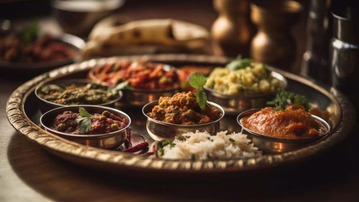 मृत्युभोज में भोजन करना सही या गलत, जानिए क्या कहते हैं शास्त्र?
