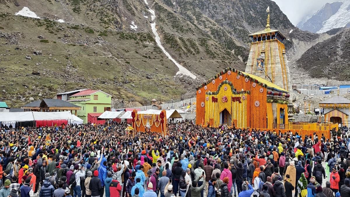 सोनप्रयाग से केदारनाथ धाम जाने का कर रहे हैं प्लान तो हो जाएं सावधान, हेलीकॉप्टर क्रैश के बाद पुलिस का बड़ा अपडेट