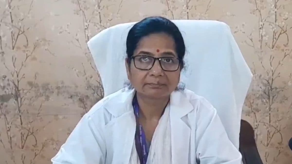 ट्रेन के अंदर सूटकेस में था तीन दिन का मासूम, जान बचाने में लगी डॉक्टरों की टीम