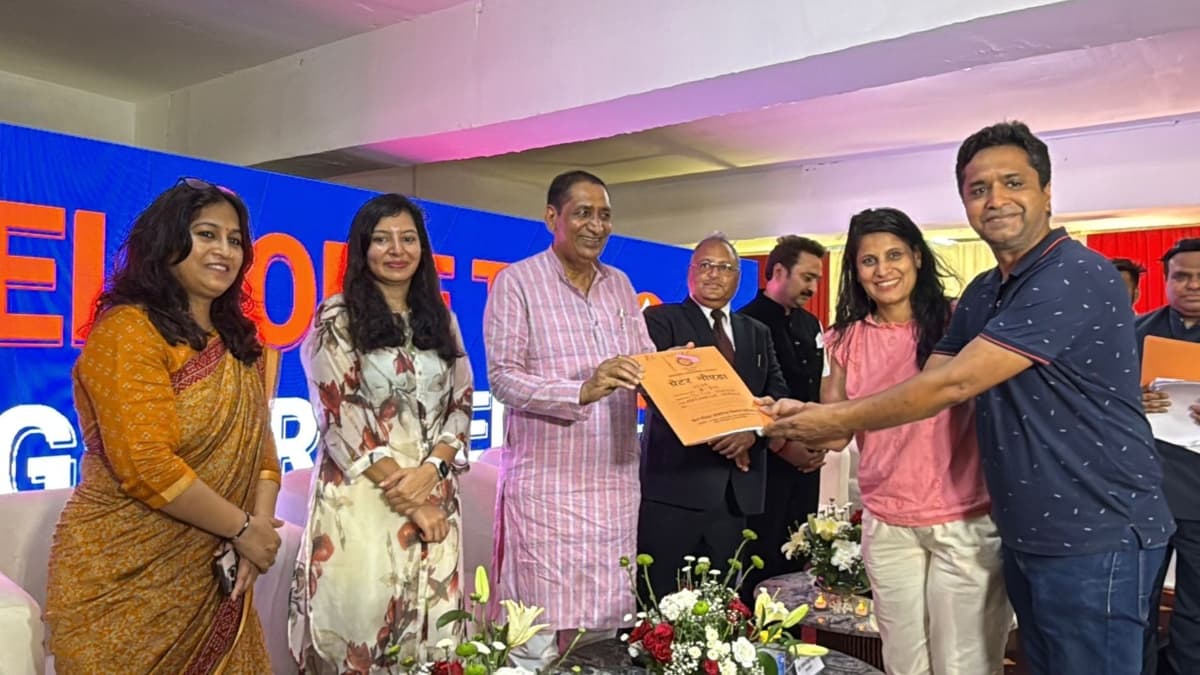 Good News : ग्रेटर नोएडा वेस्ट के 1500 खरीदारों के आखिर क्यों खिले चेहरे, ऐसा क्या मिला कि हो गई बल्ले-बल्ले