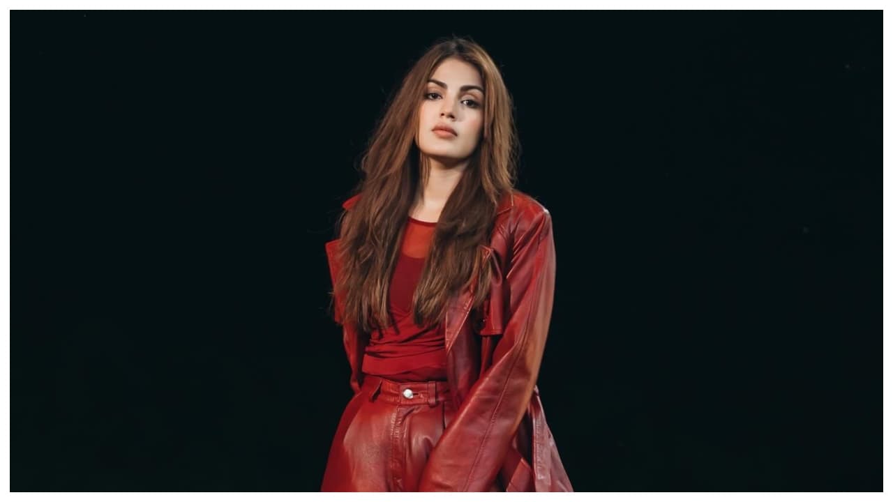 Sushant Singh Rajput की मौत के बाद बर्बाद हुआ फिल्मी करियर, Rhea Chakraborty का छलका दर्द