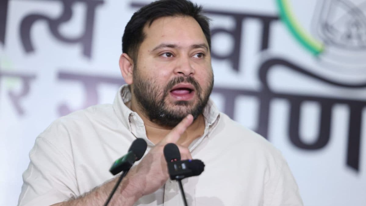 'टेंशन में बढ़ा रहे पेंशन, ये नकलची लोग हैं', वृद्ध-दिव्यांग पेंशन की बढ़ोतरी पर तेजस्वी यादव ने कसा तंज