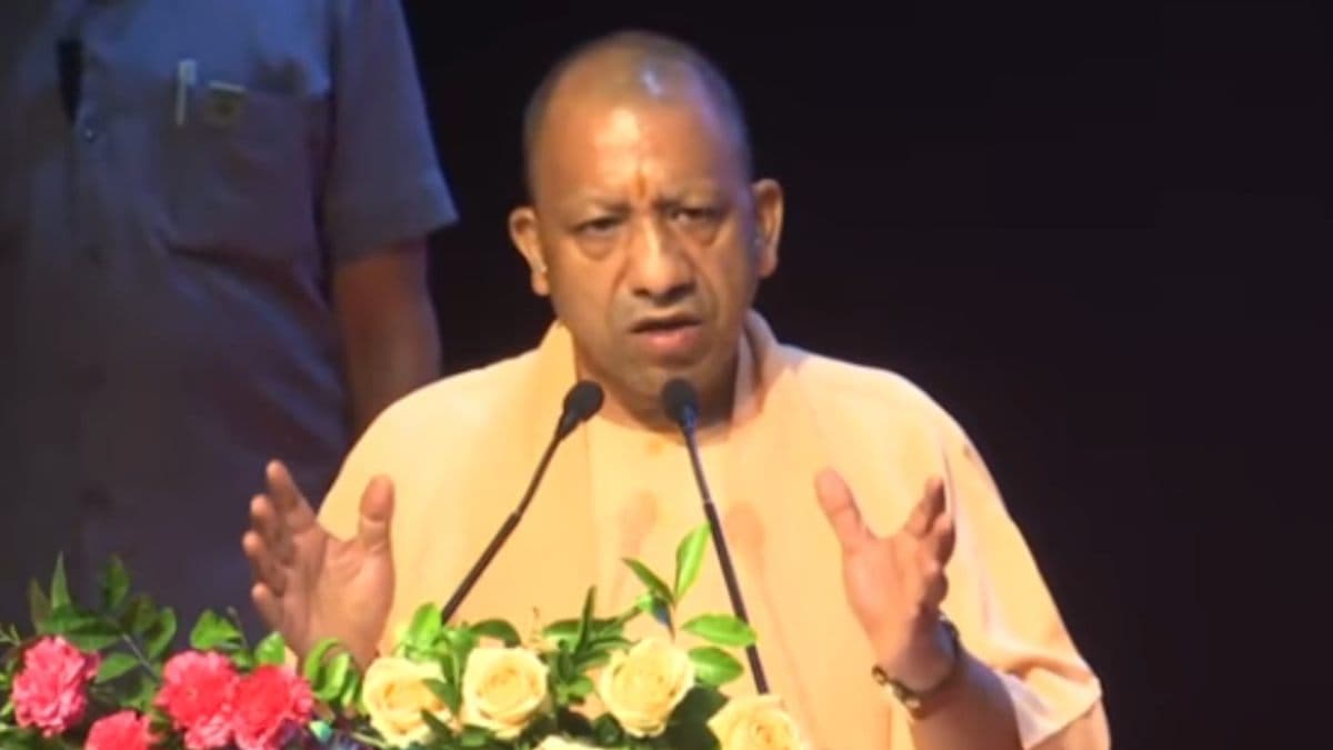 'समाज को बांटने वाले लोग माफिया के सामने रगड़ते थे नाक', सीएम योगी ने फिर दोहराया पुराना नारा