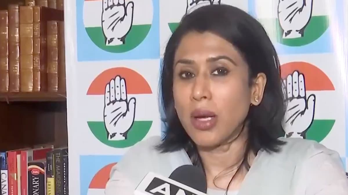 'हर कोई पाकिस्तान के साथ क्यों है, भारत के साथ क्यों नहीं'? कांग्रेस नेता शमा मोहम्मद ने सरकार से पूछे सवाल